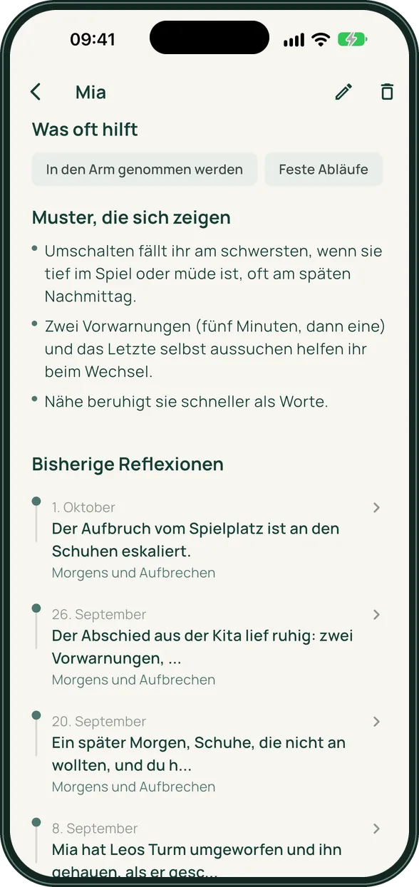 Kinderprofil von Mia mit Was oft hilft (in den Arm genommen werden, feste Abläufe) und Mustern, die sich zeigen